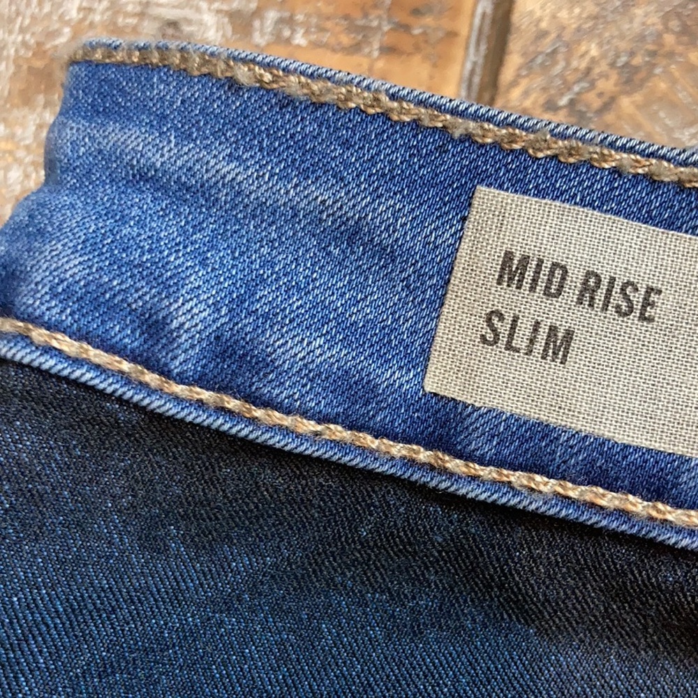Vero Moda NWT slim jegging/med blue denim. - Picture 2 of 4